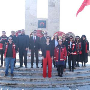 18 Mart Şehitleri Anma Günü ve Çanakkale Deniz Zaferi dolayısı ile Anma Programı düzenlendi. - fotoğraf 7