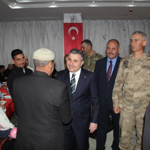 "Kahramanlarımız ve Yakınları ile İftardayız" Programı Düzenlendi - fotoğraf 9