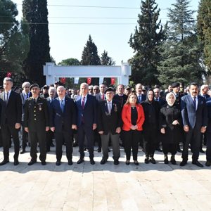 18 Mart Şehitleri Anma Günü ve Çanakkale Zaferinin 109. Yıl Dönümü Dolayısıyla İlimizde Çeşitli Etkinlikler Düzenlendi - fotoğraf 2
