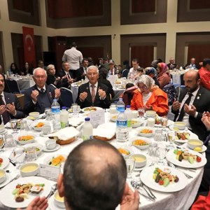 Kahramanlarımız ve Yakınları İle İftardayız” programına Sayın Valimiz İlhami AKTAŞ ile birlikte katıldık. - fotoğraf 3