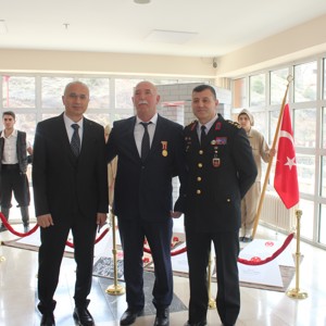 18 MART ŞEHİTLER GÜNÜ VE ÇANAKKALE DENİZ ZAFERİ’NİN 109. YILDÖNÜMÜ - fotoğraf 2