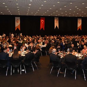 18 Mart Şehitleri Anma Günü Münasebetiyle, Antalya Valiliğimizin Himayelerinde, İl Müdürlüğümüz Koordinesinde, "KAHRAMANLARIMIZ VE YAKINLARI İLE İFTARDAYIZ" İftar Programı Düzenlendi - fotoğraf 4