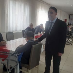 İl Müdürü Harun TOHUMCU’ dan Huzurevlerinde kalan yaşlılara ziyaret. - fotoğraf 5