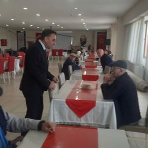 İl Müdürü Harun TOHUMCU’ dan Huzurevlerinde kalan yaşlılara ziyaret. - fotoğraf 4