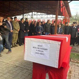 Şehidimiz P.Söz.Er. Müslüm Özdemir Dualarla Ebediyete Uğurlandı - fotoğraf 1