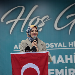Aile ve Sosyal Hizmetler Bakanımız Göktaş, Adana’da huzurevi sakinleri ve kadınlarla buluştu - fotoğraf 12