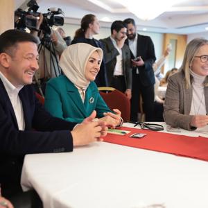 Aile ve Sosyal Hizmetler Bakanımız Mahinur Özdemir Göktaş İzmir’de "Kadın Buluşması"nda Konuştu: - fotoğraf 3
