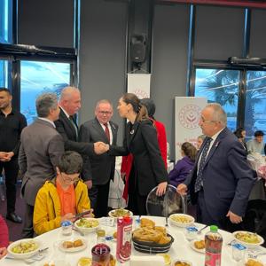 Geleneksel Kardeşlik İftarı Gerçekleştirildi - fotoğraf 1