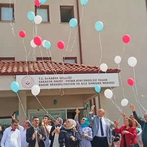 Otizm Bir Hastalık Değil Farklılıktır - fotoğraf 2