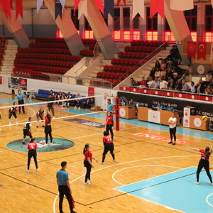 ÇOCUK HİZMETLERİ GENEL MÜDÜRLÜĞÜNÜN DÜZENLEDİĞİ TÜRKİYE 6. VOLEYBOL TURNUVASI ADANA DA GERÇEKLEŞTİ - fotoğraf 6