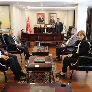 Aile ve Sosyal Hizmetler Bakanımız Göktaş Şırnak'ta devlet korumasında yetişen il müdürünün mutluluğuna ortak oldu - fotoğraf 4