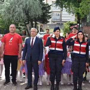 Değerlerimizin ve Geleceğimizin Teminatı Çocuklarımızın 23 Nisan Ulusal Egemenlik Ve Çocuk Bayramı Kutlu Olsun - fotoğraf 5