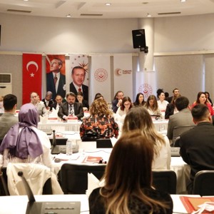 AİLENİN KORUNMASI VE GÜÇLENDİRİLMESİ VİZYON BELGESİ VE EYLEM PLANI ÇALIŞTAYI GERÇEKLEŞTİRİLDİ - fotoğraf 5
