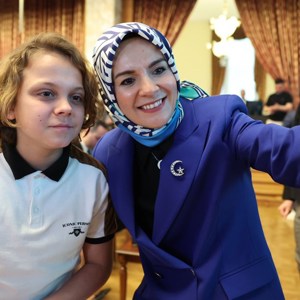 Bakanımız Mahinnur Özdemir Göktaş Çocuk Zirvesi’ne Katıldı - fotoğraf 2