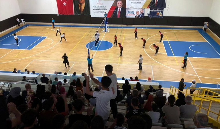 Çocuk Hizmetleri Genel Müdürlüğümüzün düzenlemiş olduğu 6.Türkiye Voleybol Şampiyonası final müsabakasına katıldık.