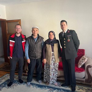 ŞEHİT YAKINLARIMIZ VE GAZİLERİMİZE ZİYARETTE BULUNDUK. - fotoğraf 4
