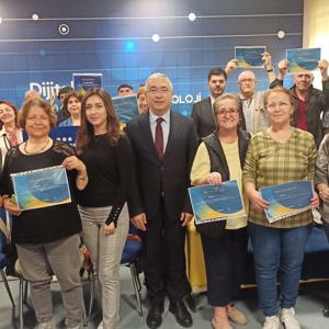 Dijital Bahar Projesi Kapsamında Kıymetli Büyüklerimize Eğitim Gerçekleştirildi - fotoğraf 2