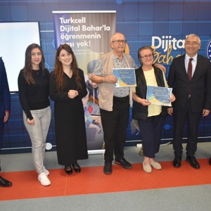 Dijital Bahar Projesi Kapsamında Kıymetli Büyüklerimize Eğitim Gerçekleştirildi - fotoğraf 4