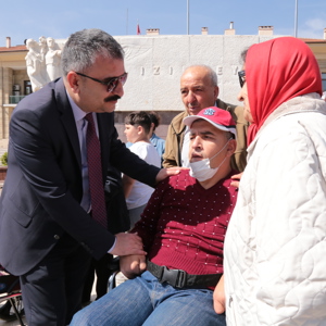 Engellilik Konusu Karşısında Daha Sorumlu, Bilinçli ve Duyarlı Davranmak Zorundayız - fotoğraf 11