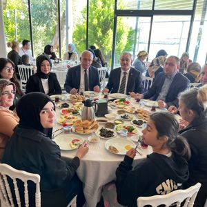 Anneler Günü Programı Düzenlendi - fotoğraf 4