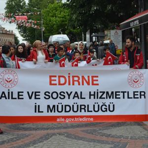 Engelliler Haftası Kapsamında Farkındalık Yürüyüşü Gerçekleştirildi - fotoğraf 2