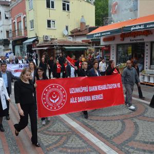 Engelliler Haftası Kapsamında Farkındalık Yürüyüşü Gerçekleştirildi - fotoğraf 9
