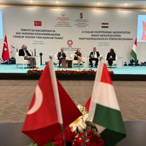 Türkiye ile Macaristan'ın Aile Yapısının Güçlendirilmesine Yönelik Özgün Yaklaşımlar Paneli Ankara’da Düzenlendi - fotoğraf 4