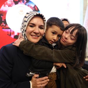 Aile ve Sosyal Hizmetler Bakanımız Göktaş, Ailenin Korunması ve Güçlendirilmesi Vizyon Belgesi ve Eylem Planı'nı Tanıttı - fotoğraf 3