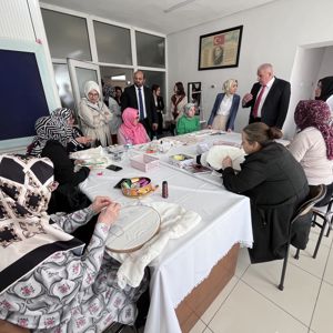 Sevgi ile Hep Beraber Engelsiz Yarınlara - fotoğraf 8