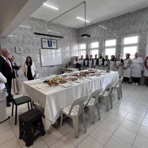 Sevgi ile Hep Beraber Engelsiz Yarınlara - fotoğraf 12