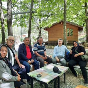 İnegöl Fatma Göztepe Huzurevi Sakinleri İçin Sadağı Kanyonu'na Sağlık ve Doğa Gezisi - fotoğraf 1