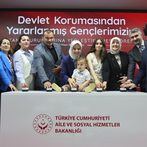Bakanımız Mahinur Özdemir Göktaş Devlet Korumasından Yararlanmış Gençlerin Kamu Kurumlarına Yerleştirilmesi Kura Töreni’ne Katıldı - fotoğraf 2