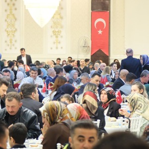 18 Mart Çanakkale Zaferi’nin 109. yıl dönümünü ve Şehitleri Anma Günü’nde Şehitlerimizin Emanetleri ve Gazilerimizle İftarda Bir Araya Geldik - fotoğraf 1