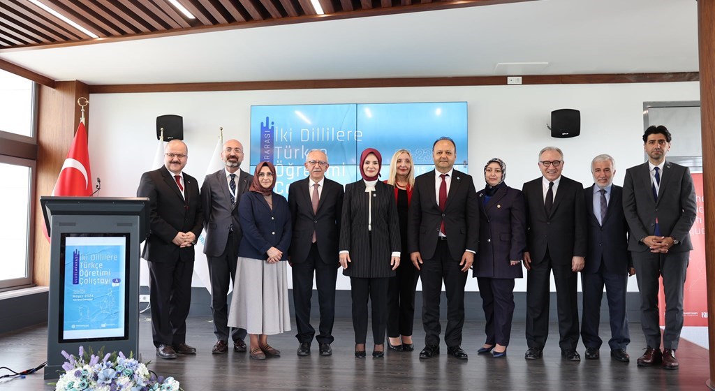 Aile ve Sosyal Hizmetler Bakanımız Göktaş, "Uluslararası İki Dillilere Türkçe Öğretimi Çalıştayı"na Katıldı