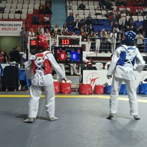 Kızımız Multi Europen Games Teakwondo Müsabakalarında - fotoğraf 3
