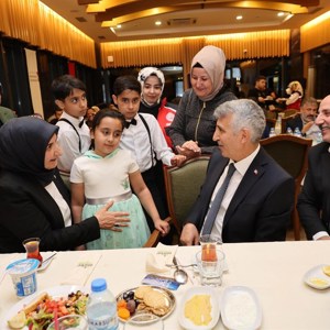 İftarımıza SED Hizmet Modelinden Faydalanan Çocuklar ve Aileleri Misafirimiz Oldu - fotoğraf 9