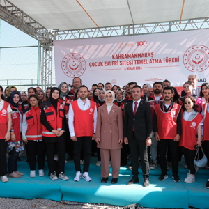 Sayın Bakanımız Mahinur Özdemir Göktaş, Kahramanmaraş’ta Çocuk Evleri Sitesinin Temelini Attı - fotoğraf 1
