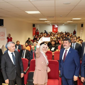 Sayın Bakanımız Mahinur Özdemir Göktaş, Kahramanmaraş’ta Çocuk Evleri Sitesinin Temelini Attı - fotoğraf 6