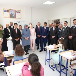 Sayın Bakanımız Mahinur Özdemir Göktaş, Kahramanmaraş’ta Çocuk Evleri Sitesinin Temelini Attı - fotoğraf 13