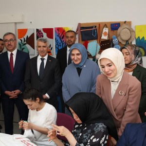 Sayın Bakanımız Mahinur Özdemir Göktaş, Kahramanmaraş’ta Çocuk Evleri Sitesinin Temelini Attı - fotoğraf 16