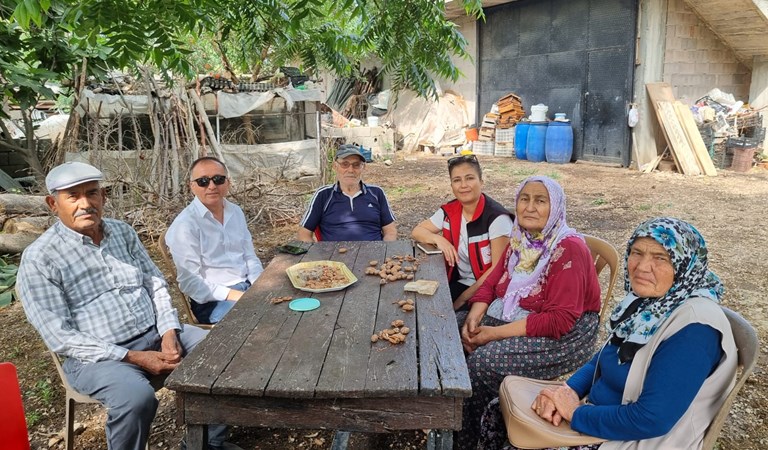 2012 yılında Diyarbakır'ın Lice İlçesinde Şehadete eren Şehit jandarma http://Ast.Sb Ahmet ÜNVER'in kıymetli ailesini ziyaret ettik.