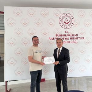 Müdürlüğümüz Aile eğitim programı eğitimcileri ve aile danışmanlığı kullanıcılarına İl Müdürümüz Mustafa ÇAKIR tarafından başarılarından dolayı teşekkür belgesi verilmiştir. - fotoğraf 9