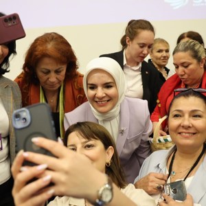 Aile ve Sosyal Hizmetler Bakanımız Göktaş kadın kooperatifleri temsilcileriyle bir araya geldi - fotoğraf 4