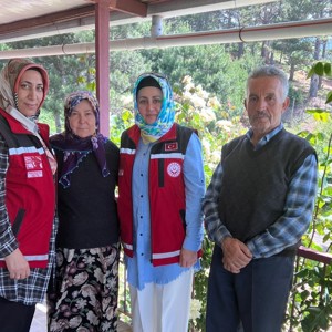 Aziz Şehitlerimizin Emanetlerine ve Kahraman Gazilerimize Ziyaretler Gerçekleştirildi - fotoğraf 11