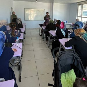 Etkili ve Yetkin Ebeveynlik ile Aile İçi İletişimin Temel Unsurları  - fotoğraf 1
