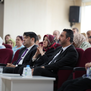 Dr. Emine Kaplan’ın Katılımlarıyla Türkiye Yüzyılı Aile Söyleşileri Programı Düzenlendi - fotoğraf 3