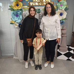 Çocuklarımızın Resim ve El Sanatları Sergisi'nin açılışı ve Satranç Turnuvası Gerçekleştirildi - fotoğraf 8
