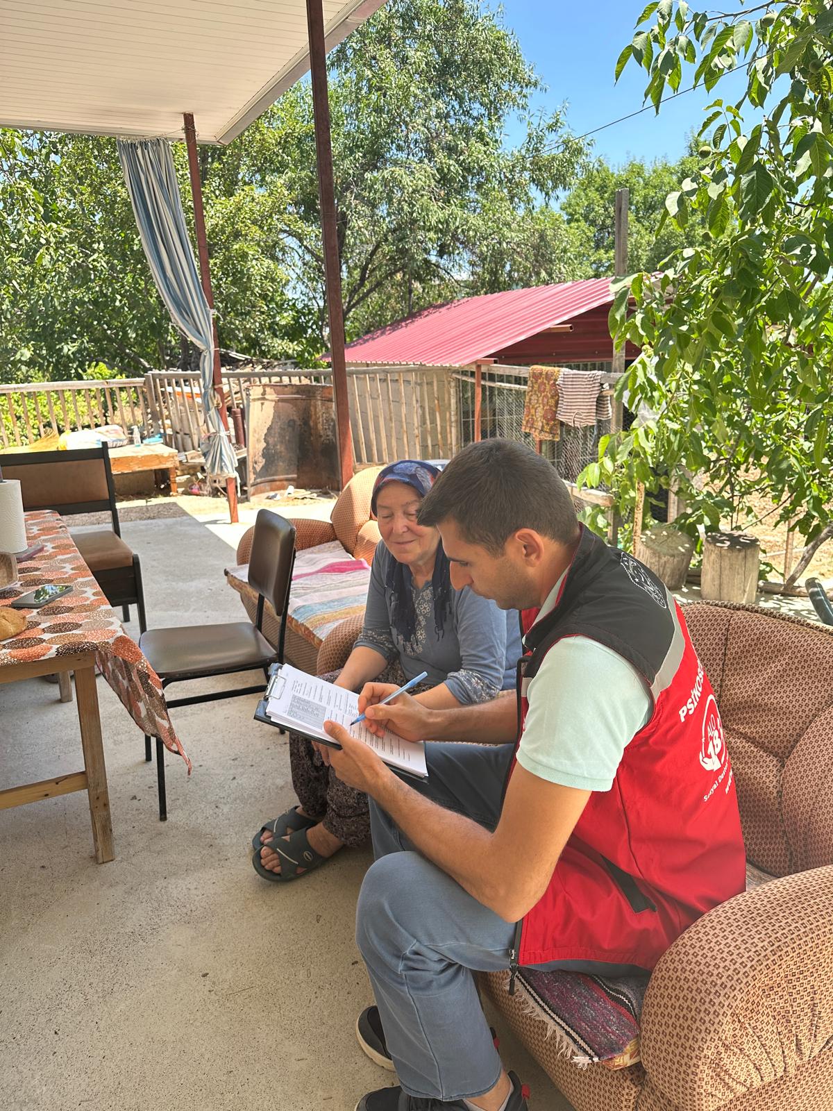 #ASDEP ekiplerimizin saha çalışmalarından.  #AileSosyalDestekProgramı  📍Silifke