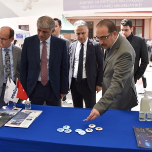 Geleneksel ÇEKOM Bilim ve Teknoloji Şenliği'nde Çocuklarımız İddialı Projeleriyle Geleceği Aydınlattı - fotoğraf 10