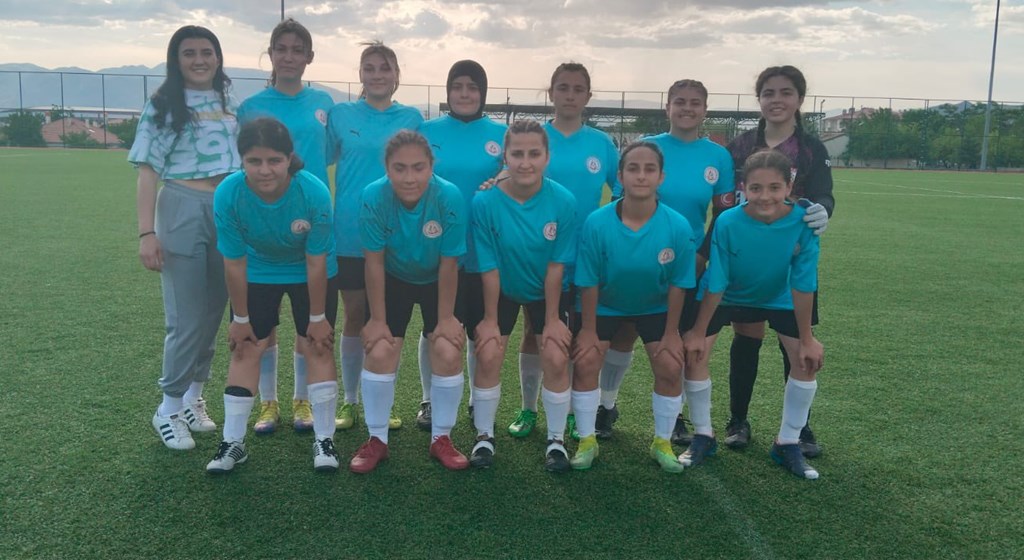 ASP Spor Kulübü Kadın Futbol Takımımızdan Gururlandıran Başarı